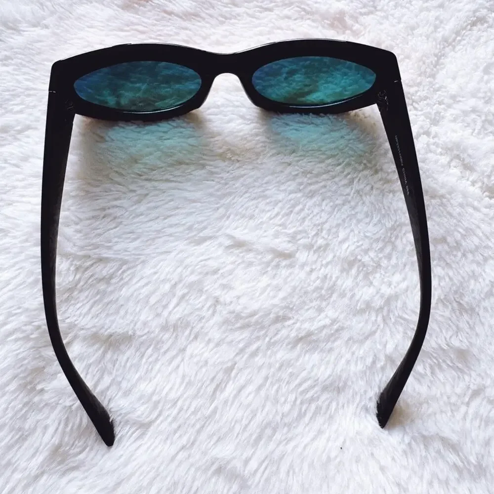 Francis Mirrored Red with Black Rim Sunglasses
